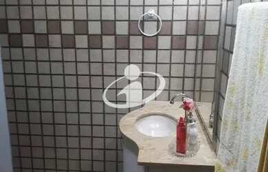 Imagem 11: Venda Casa MARTA HELENA. Piscina, Varanda, 295m² de Áreae5 Banheiros