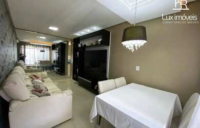 Imagem: O apartamento possui 3 Dormitórios, 2 Banheiros, 2 Vagas na