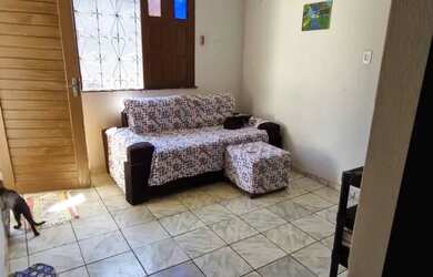 Imagem: A casa possui 2 Dormitórios, 1 Banheiro, 15m² de Área e