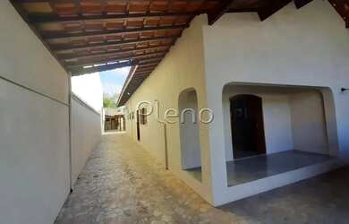 Imagem: A casa possui 3 Dormitórios, 1 Banheiro, 190m² de Área, Imóvel