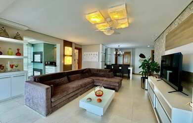 Imagem 4: Imóvel para venda tem 150 metros quadrados com 4 quartos em Navegantes...