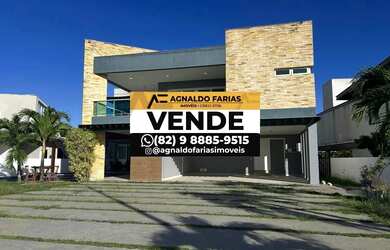 Imagem: A casa em condomínio possui 4 Dormitórios, 5 Banheiros, 4