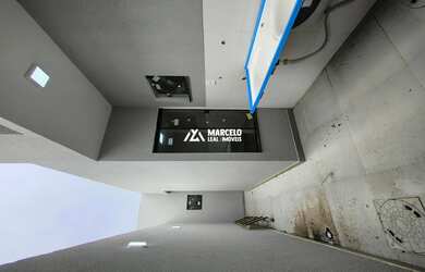 Imagem 7: Vendo casa com 2 quartos sendo 1 suíte, com vaga de garagem na Avenida principal