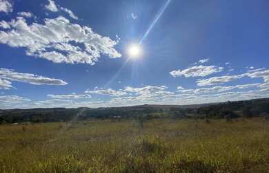 Imagem: O terreno possui 1.000m² de Área, Imóvel novo e está localizado