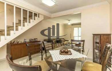 Imagem: A casa possui 3 Dormitórios, 2 Banheiros, 3 Vagas na garagem