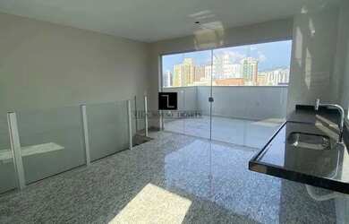 Imagem: A kitnet possui 1 Dormitório, 1 Banheiro, 2 Vagas na garagem