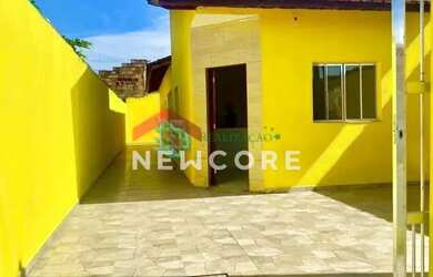 Imagem: A casa possui 2 Dormitórios, 2 Banheiros, 2 Vagas na garagem