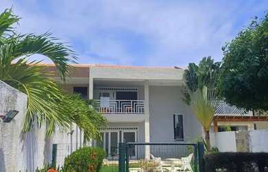 Imagem: A casa em condomínio possui 3 Dormitórios, 2 Banheiros, 3