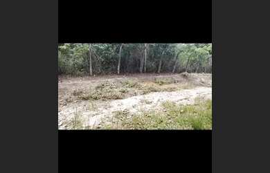 Imagem: O terreno possui 1768m² de Área e está localizado em Pau