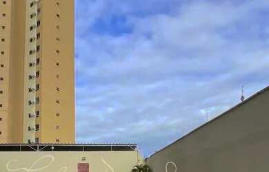 Imagem: O apartamento possui 2 Dormitórios, 2 Banheiros, 2 Vagas na