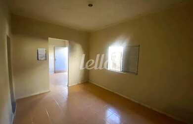 Imagem: A casa possui 1 Dormitório, 1 Banheiro, 54m² de Área e está