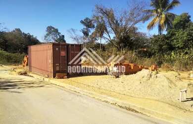Imagem: O terreno está localizado em Maracanã, Montes Claros à venda