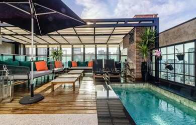 Imagem: O apartamento na cobertura possui 4 Dormitórios, 5 Banheiros