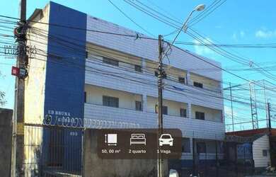 Imagem: O apartamento possui 2 Dormitórios, 1 Banheiro, 1 Vaga na garagem