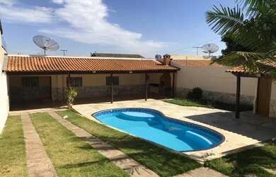 Imagem 3: Casa de praia à venda. Piscina, Churrasqueira, 204m² de Áreae3 Vagas...