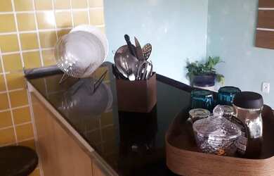 Imagem: A casa possui 1 Dormitório, 1 Banheiro e está localizado