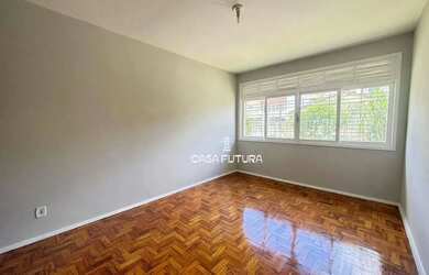 Imagem: A casa possui 2 Dormitórios, 2 Banheiros, 1 Vaga na garagem