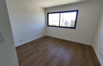 Imagem 7: Casa Alto Padrão no Alphaville LN2 4 Suítes, Projeto Sabine Rosas, Piscina e Sofisticação