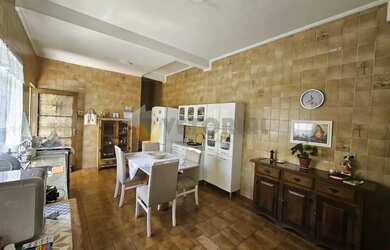 Imagem 8: Sobrado com 3 dormitórios à venda, 248 m² por R$ 550.000,00 - Caputera...