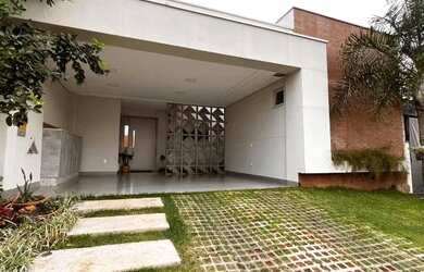 Imagem: A casa está localizado em Laranjeiras, Uberlândia para alugar