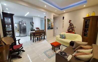 Imagem: O apartamento possui 2 Dormitórios, 2 Banheiros, 1 Vaga na