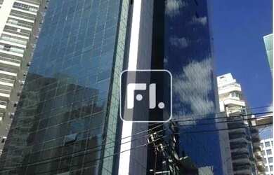 Imagem: O depósito possui 4 Vagas na garagem, 106m² de Área e está