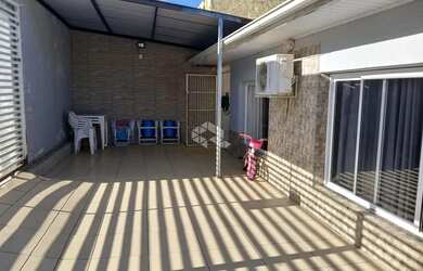 Imagem 5: Casa á venda com 3 dormitórios no bairro Patronato