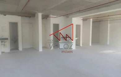 Imagem: O depósito possui 1 Vaga na garagem e 42m² de Área e está