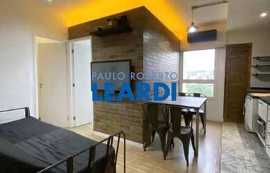 Imagem: O apartamento possui 2 Dormitórios, 1 Banheiro, 42m² de Área