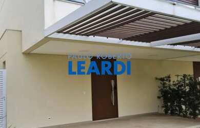 Imagem: A casa em condomínio possui 3 Dormitórios, 3 Banheiros, 3