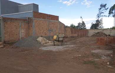 Imagem: O terreno possui 400m² de Área e está localizado em Taguatinga