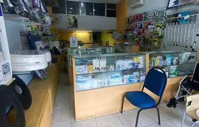 Imagem 2: Ponto comercial/Loja/Box para venda tem 70 metros quadrados