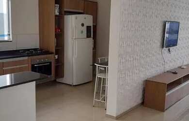 Imagem 4: Casa grande com piscina. Piscina, Churrasqueira, 280m² de Áreae5 Vagas...