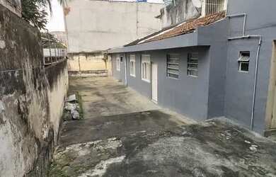 Imagem: A casa possui 2 Dormitórios, 1 Banheiro, 60m² de Área e