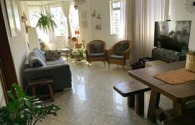 Imagem: O apartamento possui 4 Dormitórios, 2 Banheiros, 3 Vagas na