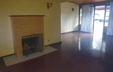 Imagem: A casa em condomínio possui 3 Dormitórios, 3 Banheiros, 2