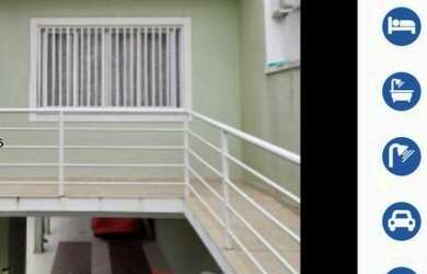 Imagem: A casa possui 3 Dormitórios, 3 Banheiros, 4 Vagas na garagem