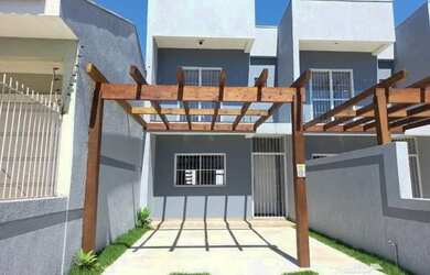 Imagem: A casa possui 3 Dormitórios, 1 Banheiro, 1 Vaga na garagem