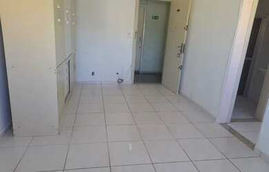 Imagem: A kitnet possui 1 Banheiro, 1 Vaga na garagem, 25m² de Área