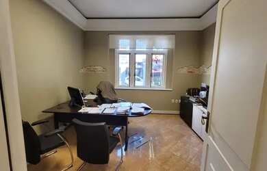 Imagem 8: Casa 8 salas 3 banheiros 1 cozinha 1 recepção 10 vagas