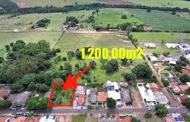 Imagem: O terreno possui 1.200m² de Área e está localizado em Jardim