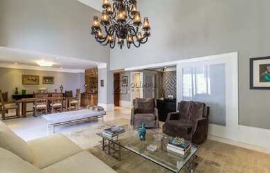 Imagem: O apartamento e possui 4 Dormitórios, Suítes, 4 Banheiros