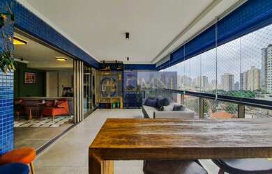 Imagem: O apartamento possui 3 Dormitórios, 4 Banheiros, 4 Vagas na