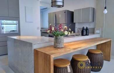 Imagem: O apartamento possui 2 Dormitórios, 2 Banheiros, 2 Vagas na