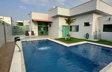 Imagem: A casa em condomínio possui 4 Dormitórios, 5 Banheiros, 5