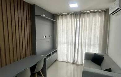 Imagem: O apartamento possui 1 Dormitório, 1 Banheiro, 1 Vaga na garagem