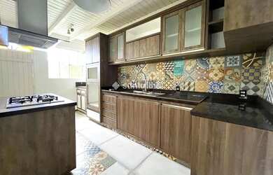 Imagem 5: Casa com 5 suítes para alugar, 200m² - Lagoa da Conceição - Florianópolis/SC