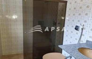 Imagem 11: VENHA CONHECER ESTA CASA ENCANTADORA EM LOCALIZAÇÃO PRIVILEGIADA, A...