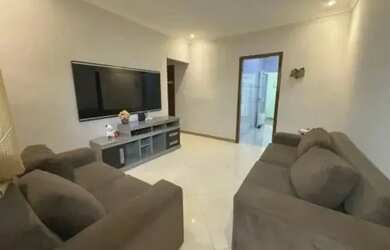 Imagem: A casa possui 2 Dormitórios, 1 Banheiro e está localizado