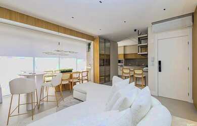 Imagem: O apartamento possui 3 Dormitórios, 3 Banheiros, 2 Vagas na